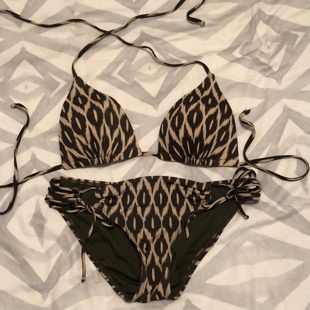 Robin Piccone Bikini